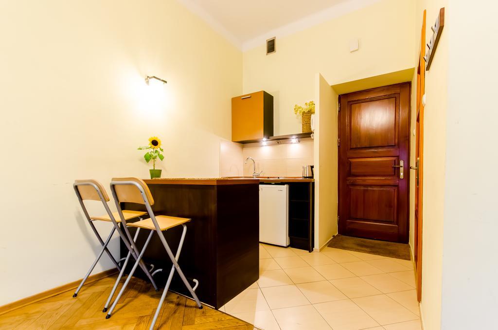 Fantasia Apartments Krakau Buitenkant foto