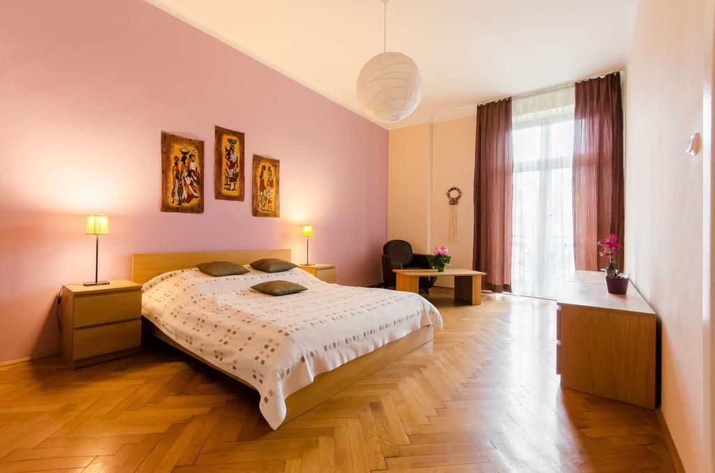 Fantasia Apartments Krakau Buitenkant foto