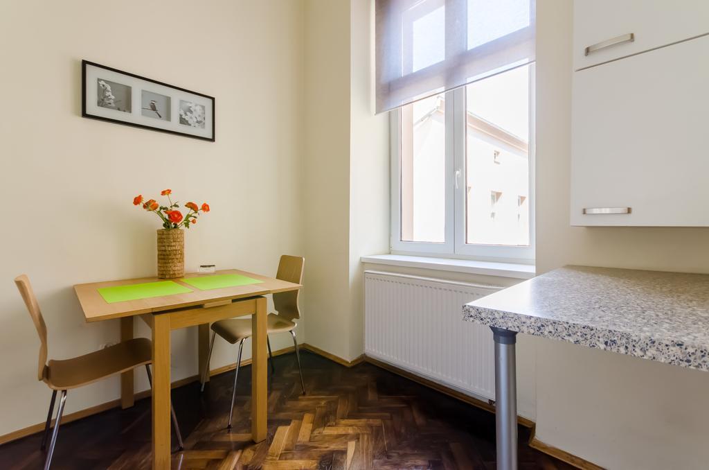 Fantasia Apartments Krakau Buitenkant foto