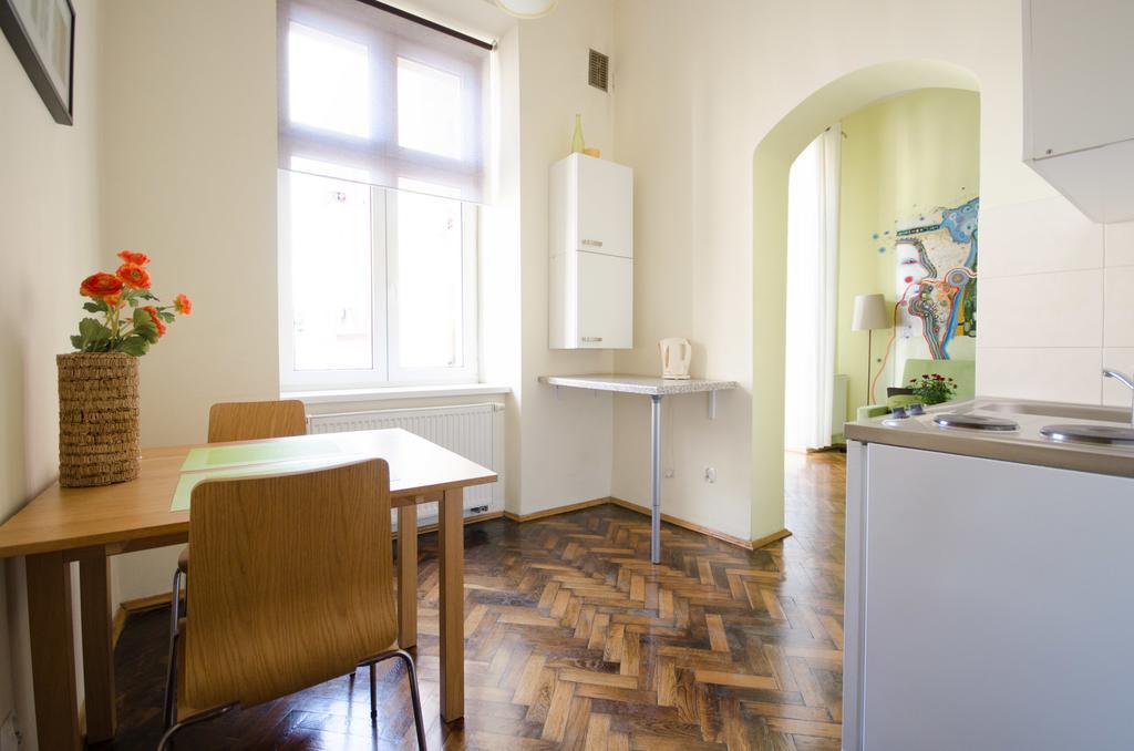 Fantasia Apartments Krakau Buitenkant foto