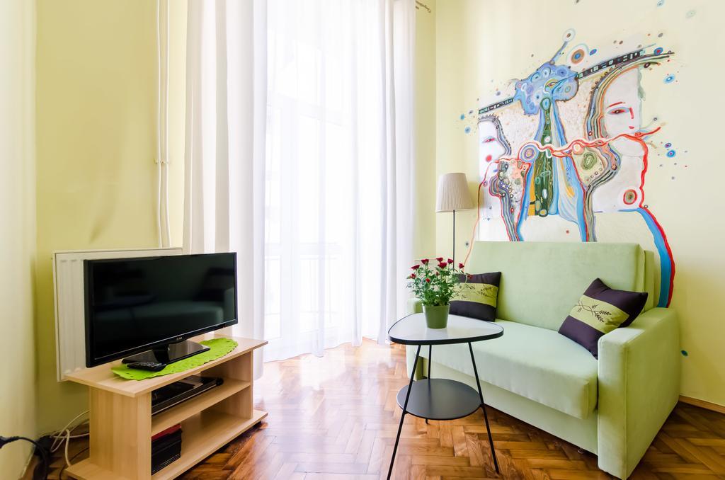 Fantasia Apartments Krakau Buitenkant foto